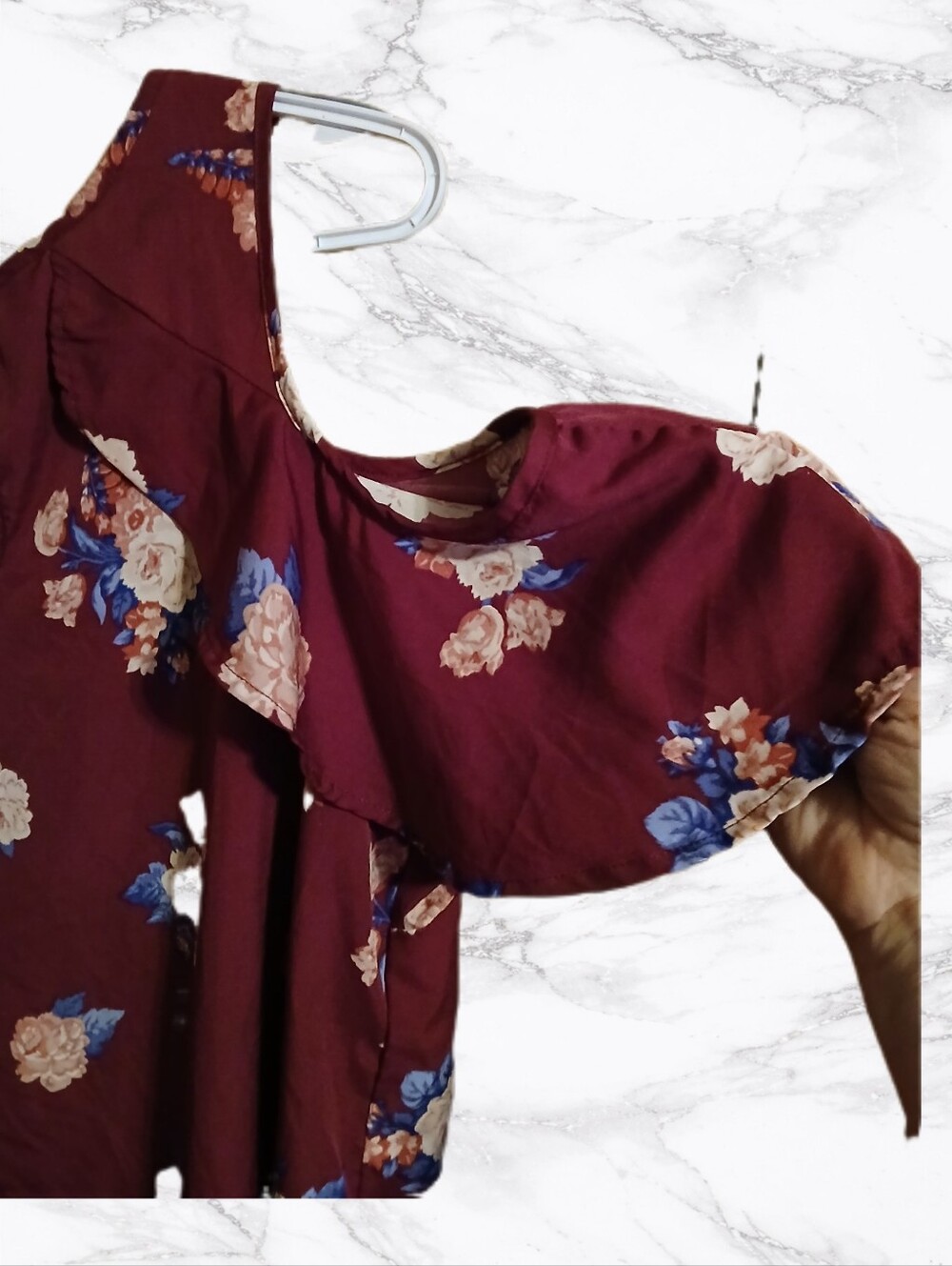 Cold-Shoulder Blouse - Picture 3 of 4